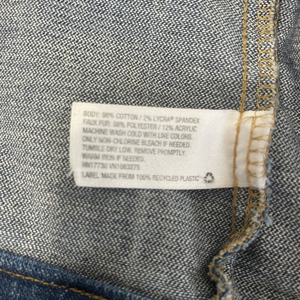 Jean jacket - Picture 8 of 10